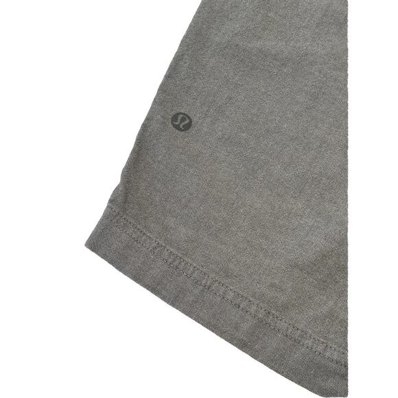 Lululemon Mens Shorts The Works Quick Oxford Size 32 Gray Inseam 11” - Picture 4 of 5